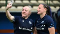Scotland’s Skeldon & Gallagher sign new Bears deals