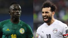 Senegal forward Sadio Mane and Egypt forward Mo Salah