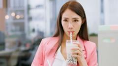 China bubble tea chain plunges in Hong Kong debut