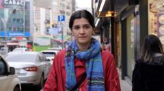 तुर्की: कैसे आसमान छूती महंगाई लोगों को ग़रीबी की ओर धकेल रही है