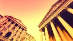 Banco de Inglaterra y la Bolsa de Valores de Londres en la City de Londres.