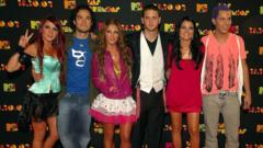 Foto mostra os integrantes do grupo RBD em premiação da MTV