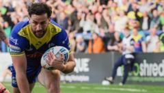 Warrington hold off Hull KR fightback to go top