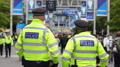 Conservatives promise to recruit 8,000 new police officers