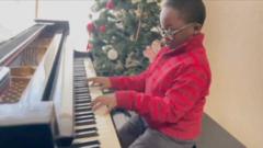 O talento de Jude, que é autista, chamou a atenção de um afinador de piano que o surpreendeu com um presente incrível.