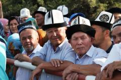 2017-жылы кыргыз-өзбек чек арасындагы "Достук" өткөрмө бекетинин ачылыш аземи