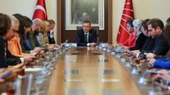 CHP Genel Başkanı Özgür Özel: 2019 başarısını bize yaşatan seçmenin Saray’a, Bahçeli'ye itirazı devam ediyor