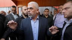 Açıklamayı Hamas'ın Gazze lideri Yahya Sinwar yaptı.