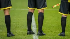 Rushden & Diamonds game abandoned after ‘sexist’ abuse of referee – BBC