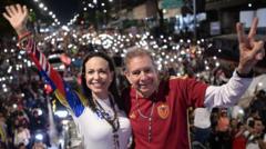 «Mi voto para Edmundo es en lealtad con María Corina»: el decisivo papel de la candidata inhabilitada en las elecciones presidenciales en Venezuela