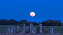 Stonehenge research explores possible Moon connection