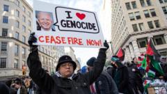 «Genocide Joe»: cómo las protestas en las universidades en EE.UU. muestran que el conflicto en Gaza amenaza la reelección de Biden