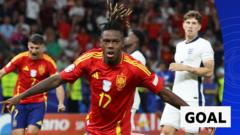 'Expertly finished!' - Williams scores early second-half goal for Spain