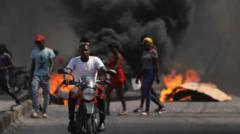 Haiti'de çeteler 2 hapishaneyi basıp 4 bine yakın mahkumu serbest bıraktı, hükümet başkentte 72 saat OHAL ilan etti