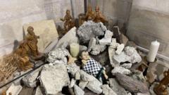 'Jika Yesus lahir hari ini, ia akan berada di bawah puing-puing rumah di Gaza' - Natal yang senyap di Betlehem akibat perang Israel-Hamas