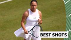 Watch Cocciaretto's best shots against Stephen's as she makes it into quarter-finals