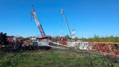 Mástiles de radio destruidos en Transnistria