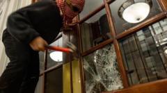 «Es una anarquía absoluta»: las impactantes imágenes de la toma estudiantil de un edificio de la Universidad de Columbia