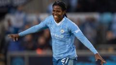 Man City’s Shaw wins at Women’s Football Awards