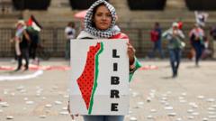 مؤيدة لفلسطين