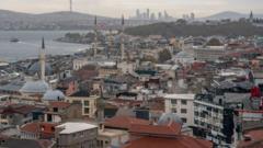 İstanbul'da kentsel dönüşüm için 'Yarısı Bizden' kampanyası: Kanun neler öngörüyor, uzmanlar destek paketini nasıl yorumluyor?