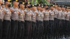 Pengamat kepolisian, Bambang Rukminto, menyebut kasus polisi 'melindungi' sesama anggota polisi, bukan persoalan baru di tubuh Polri dan kerap dikritik publik. 