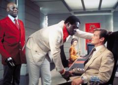 Yaphet Kotto: James Bond villain and Alien actor dies at 81 - BBC News