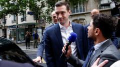 Tensions erupt as France's parties struggle against far right