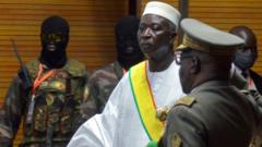 Mali President Bah Ndaw (centre). File photo