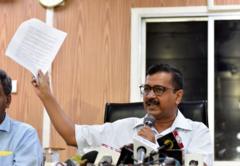 মি কেজরিওয়াল তার বিরুদ্ধে ওঠা দুর্নীতির অভিযোগ অস্বীকার করেছেন।