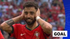 Ronaldo and Fernandes combine for Portugal’s third goal against Turkey