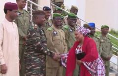 Le président de la Transition du Niger reçoit ses compatriotes libérés au Bénin dans l'affaire du Pipeline
