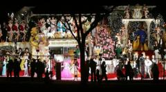 La casa Garabedian, conocida coloquialmente como la Casa de Navidad del Bronx