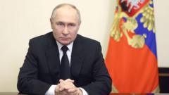 Putin admite que el ataque de Moscú fue cometido por «radicales islamistas» pero sugiere que forma parte de una campaña de Ucrania