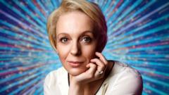 Police investigate Amanda Abbington 'death threat'