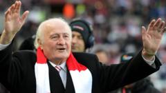 Sunderland legend Hurley dies aged 87