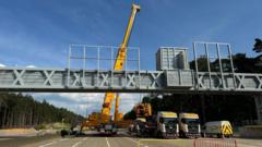 M25 to reopen as planned, says highways agency
