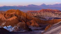 La guía ha destacado el desierto de Atacama como uno de los lugares recomendados para visitar.