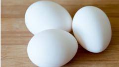 국내에서는 겉이 흰색인 계란을 찾아보기 어렵다