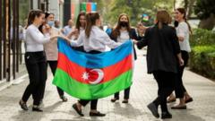 Perayaan di Baku menyambut kesepakatan.