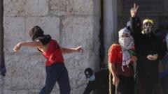 Palestinians at al-Aqsa Mosque compound (15/04/22)