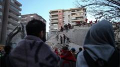Землетрус у Туреччині та Греції: кількість жертв зросла до 27. Постраждалих - сотні