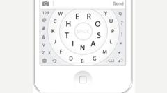 Раскладка QWERTY пережила даже приход смартфонов с их пальцевым набором, хотя появилась и альтернатива - раскладка Hero, основанная на принципе наиболее часто используемых букв