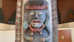 Mayan urn