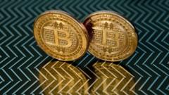 Bitcoin: Is the crypto-currency doomed? - BBC News
