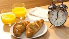 아침 일찍 식사하는 것과 낮은 사망률 사이에 연관성이 있을 수 있다