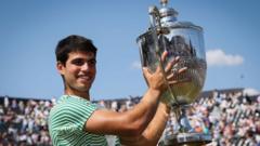 Watch Alcaraz's title defence bid at Queen's on the BBC