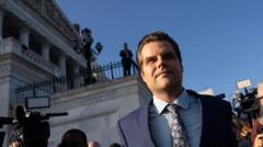 El representante Matt Gaetz a la salida del Capitolio de EE.UU.