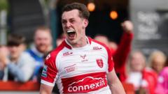 Hull KR thrash Saints to go level on points at top