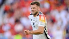 West Ham agree £27m fee to sign Germany’s Fullkrug